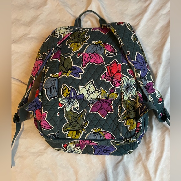 Vera Bradley backpack - Picture 2 of 6